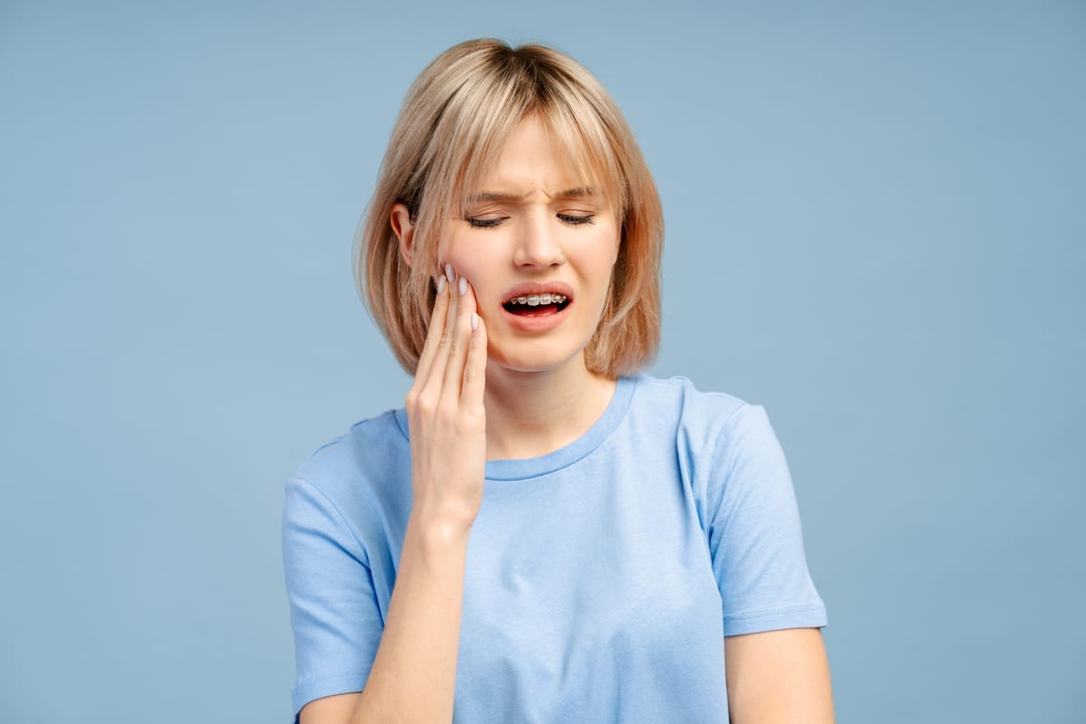 Knocked-Out Tooth: Your Critical First 30 Minutes Explained